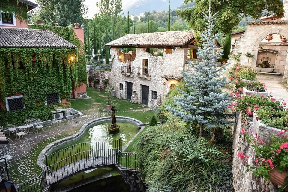 Hotel Guerrinuccio チェラーノ エクステリア 写真